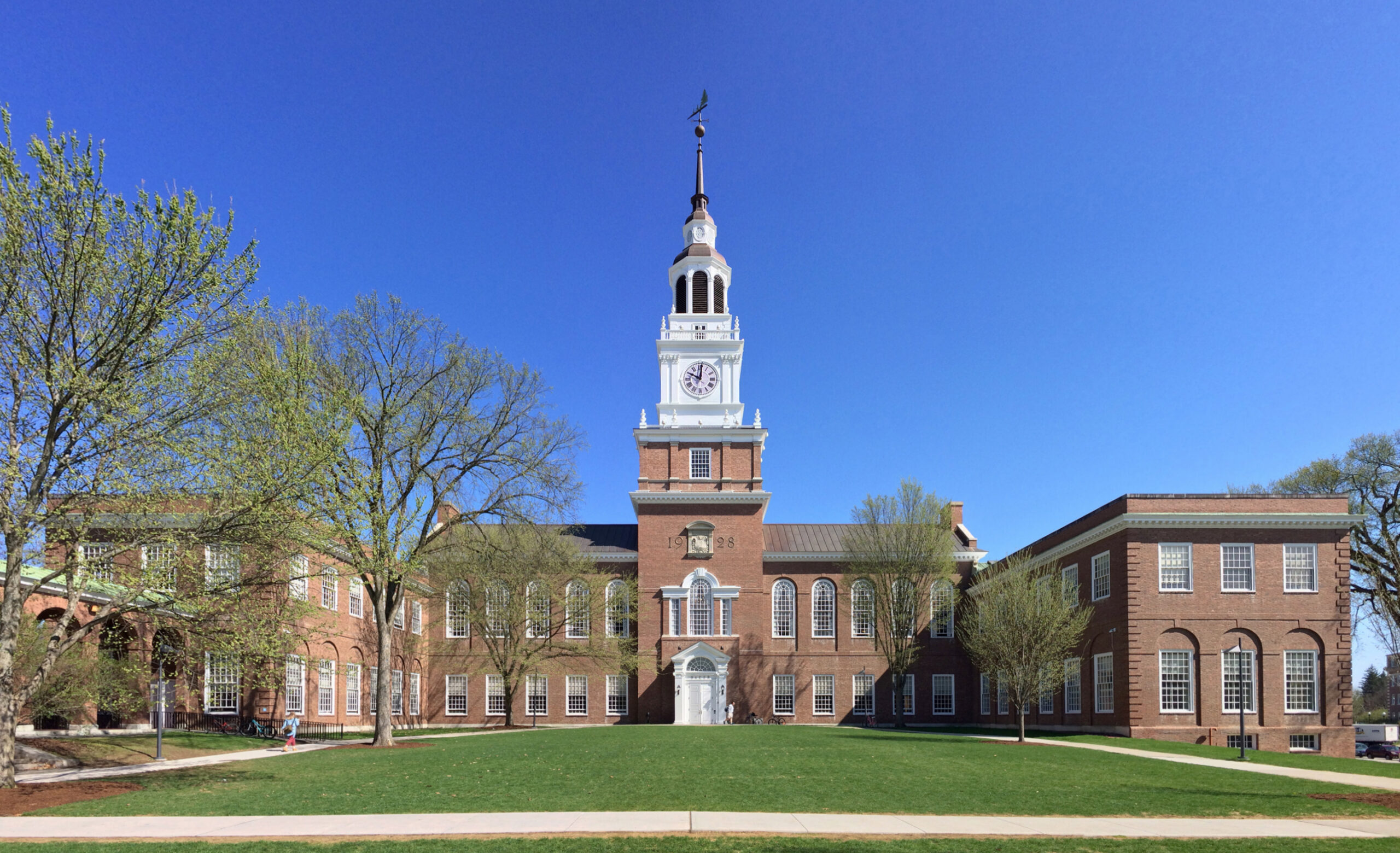 Dartmouth College campus in Hanover - Ivy League acceptance rates