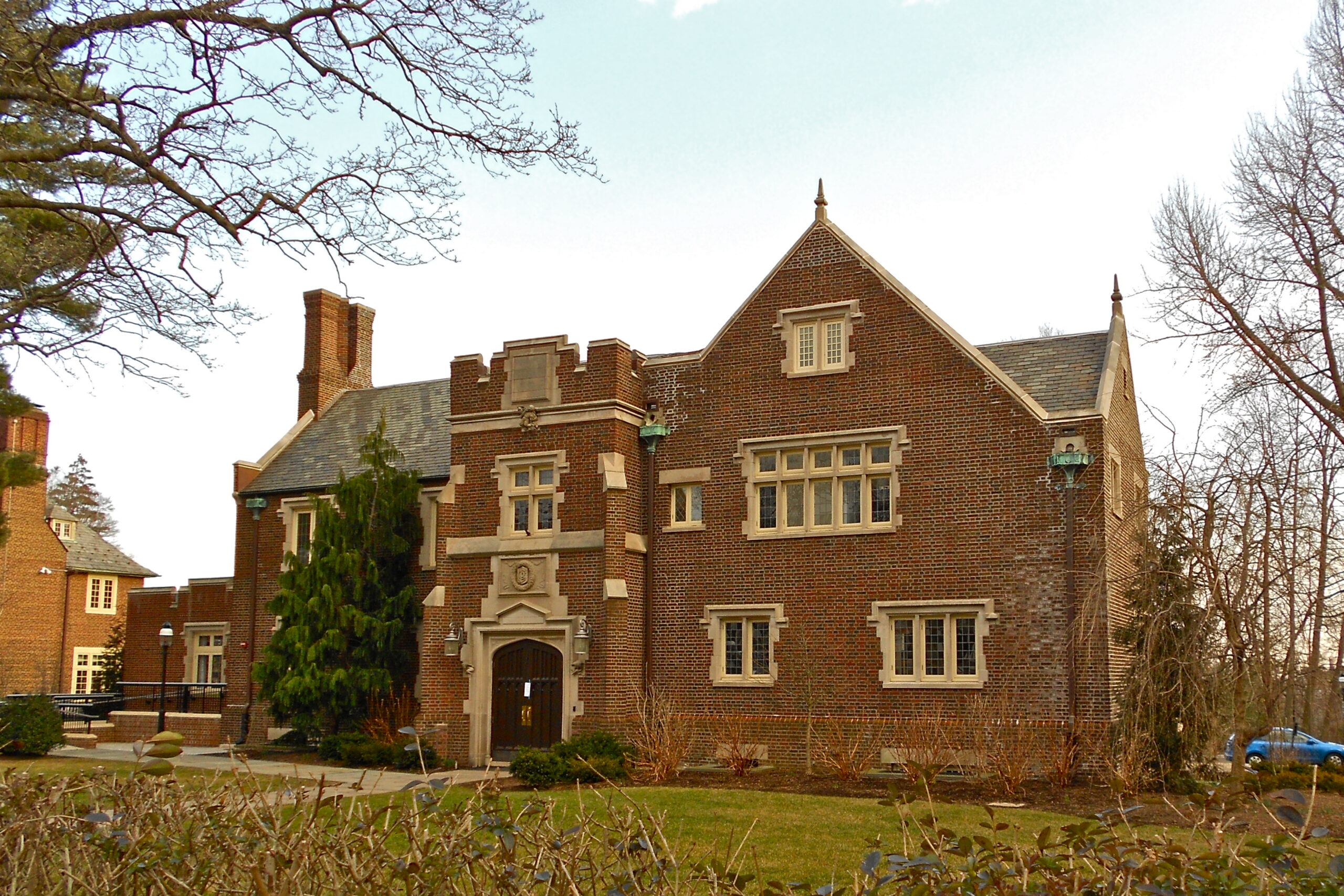Princeton campus building - representing extracurricular strategy for homeschool elite admissions