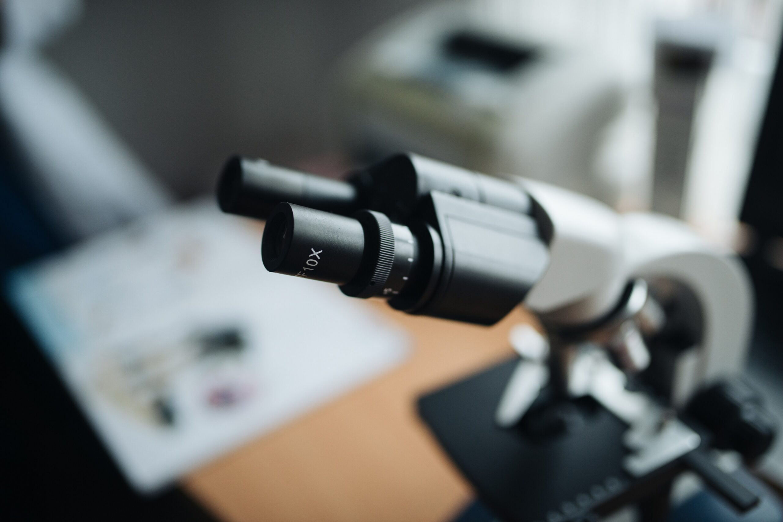 Microscope close-up - Medical research and clinical extracurriculars