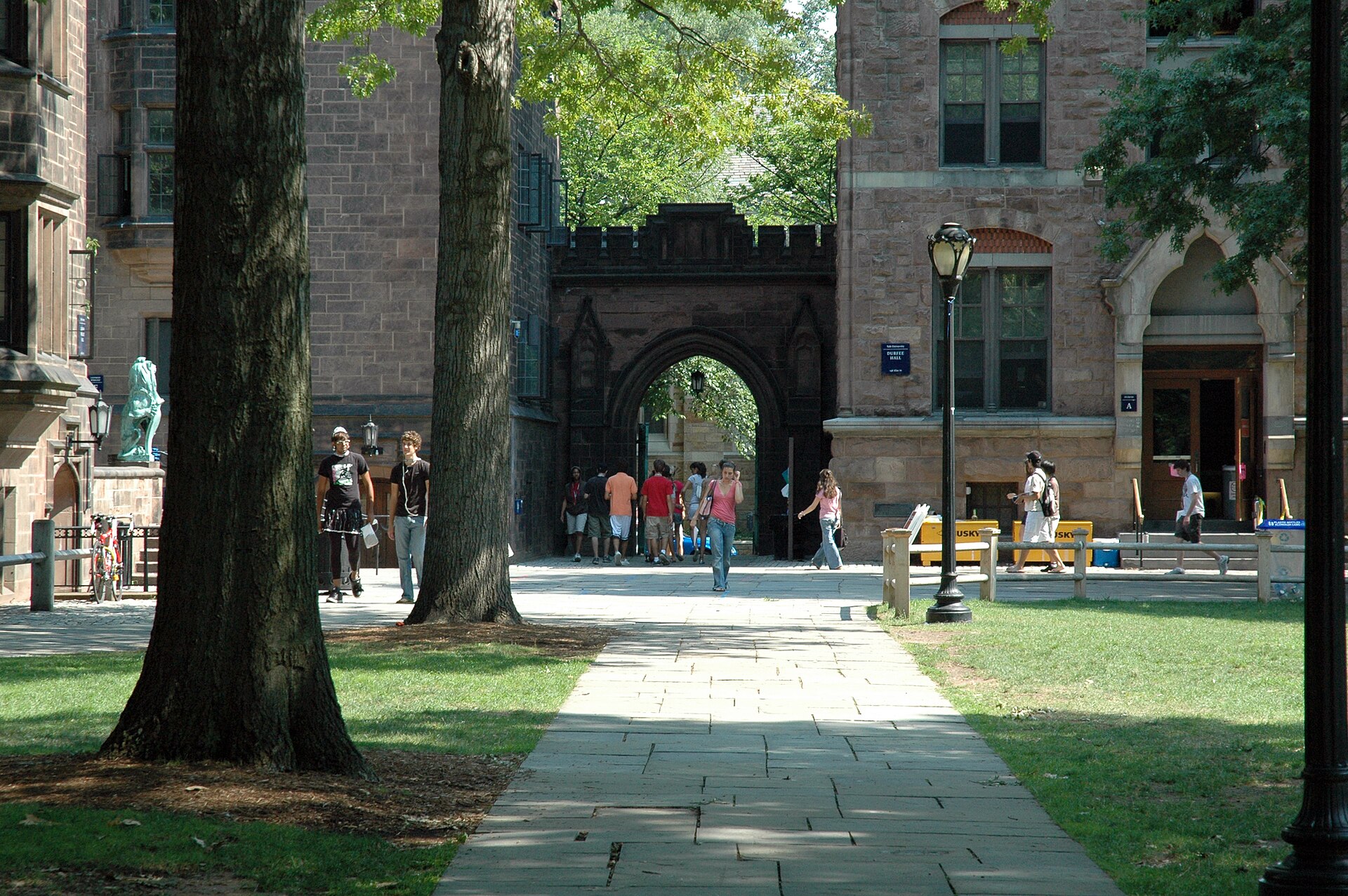 University campus representing the college admissions consulting decision