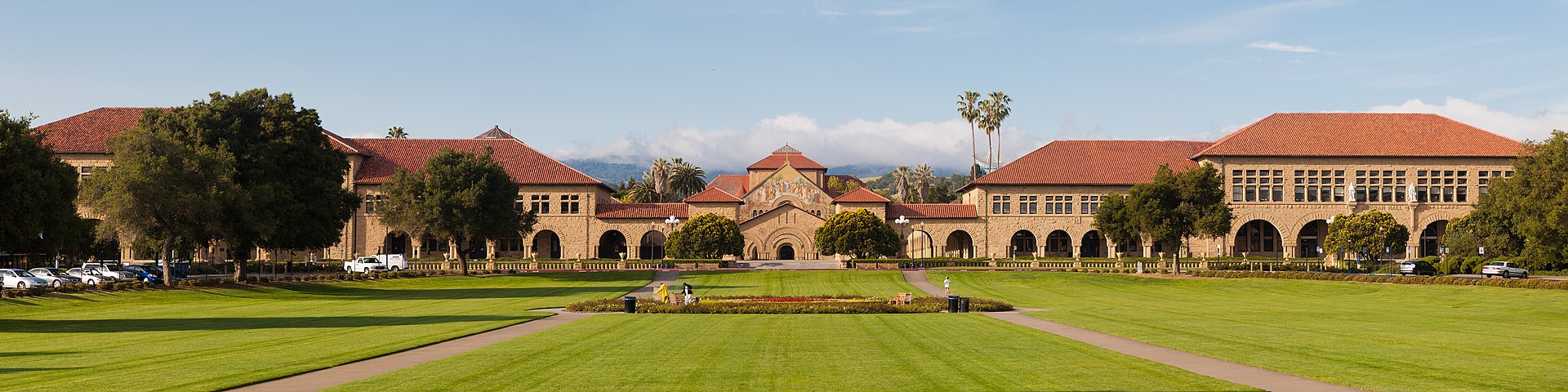 University campus representing profoundly gifted college admissions