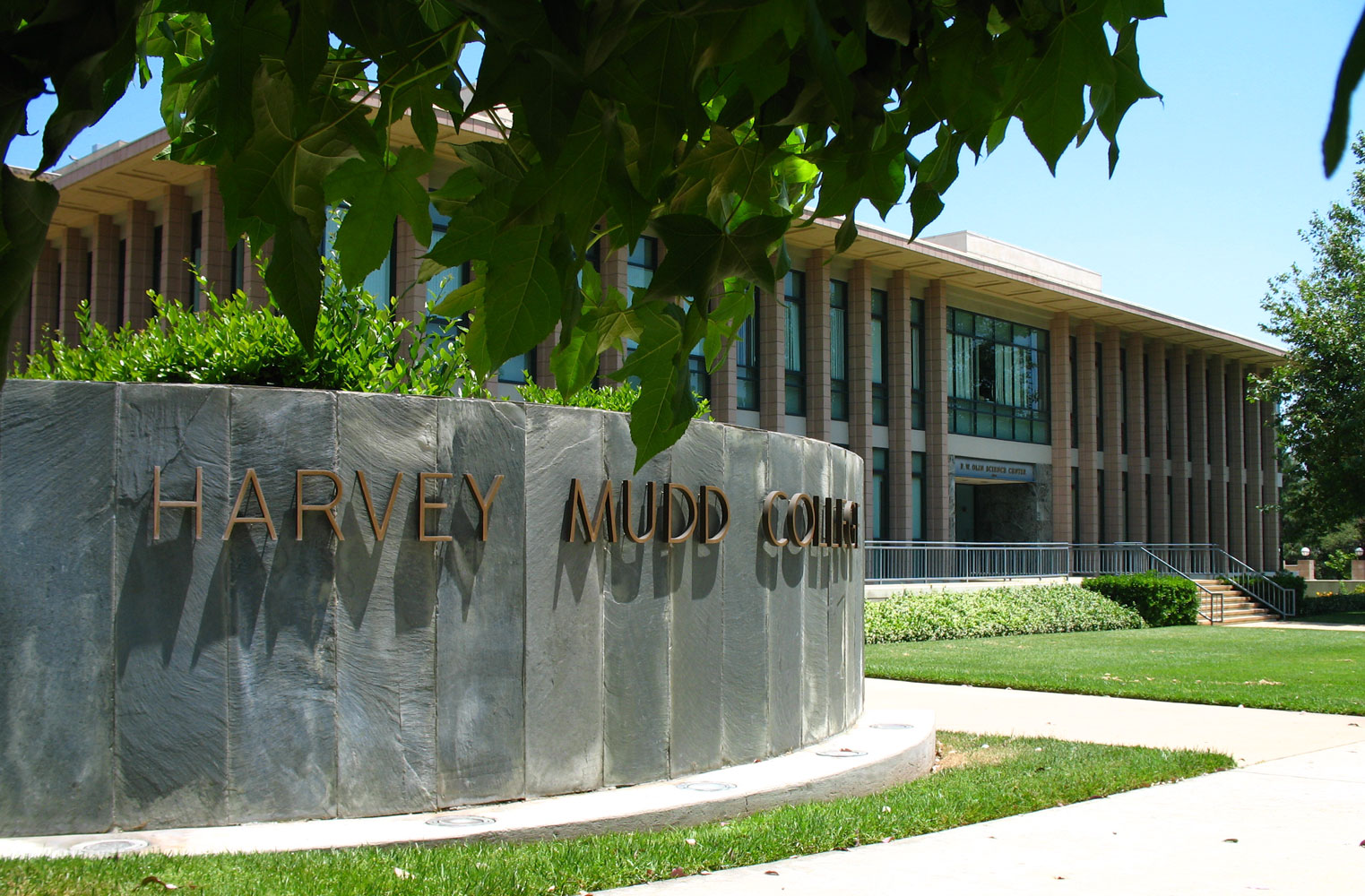 Harvey Mudd College campus entrance