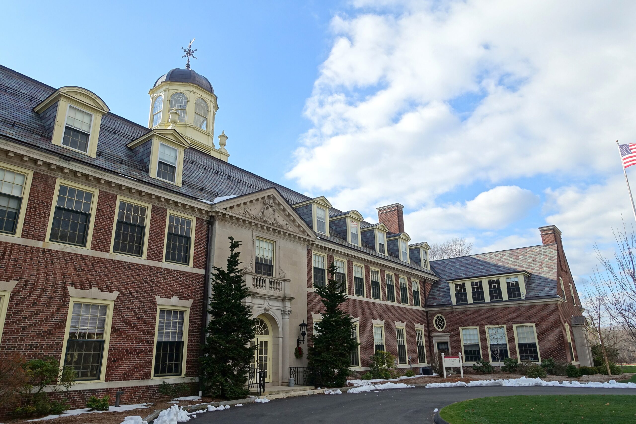 Founders Hall at The Loomis Chaffee School in Windsor, CT
