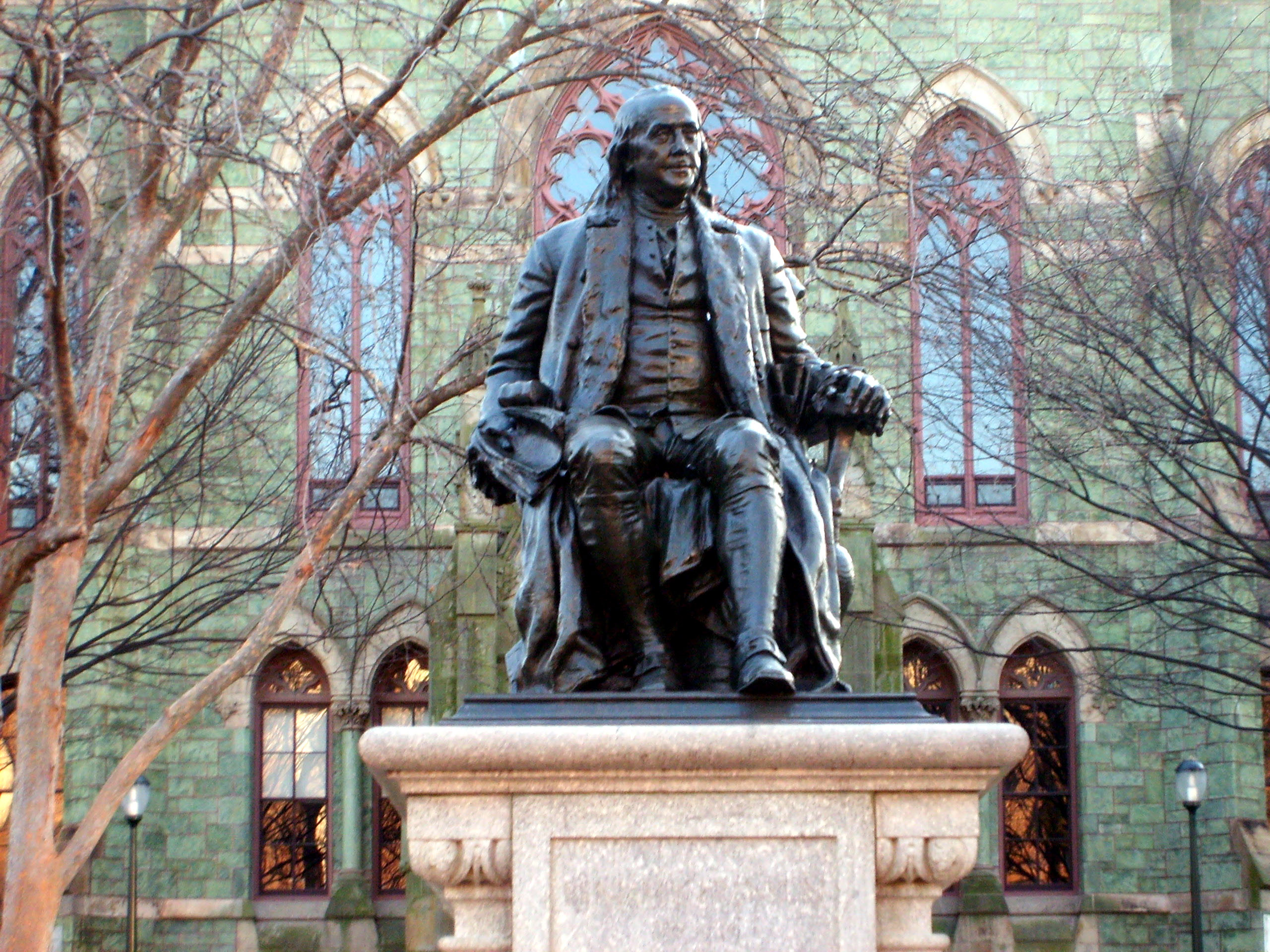 University of Pennsylvania campus - College Hall with Benjamin Franklin statue
