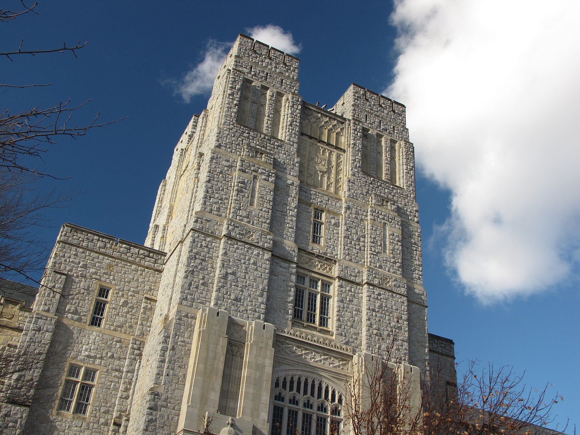 Virginia Tech Burruss Hall