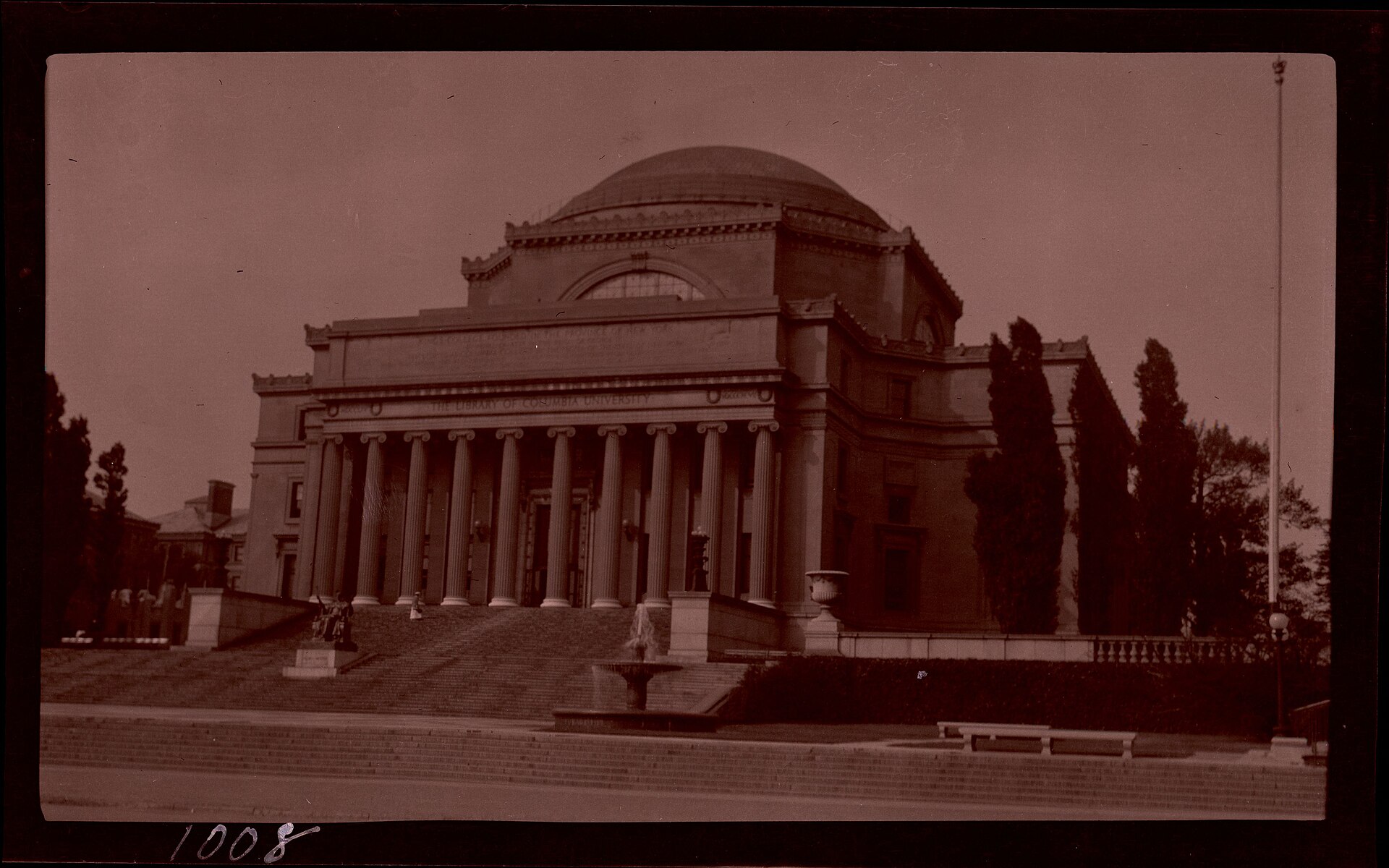 The Columbia campus - a look at what Columbia is known for