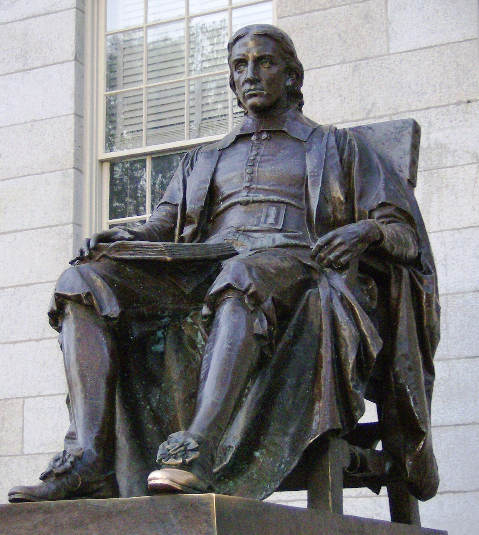 Estatua de John Harvard, Universidad de Harvard