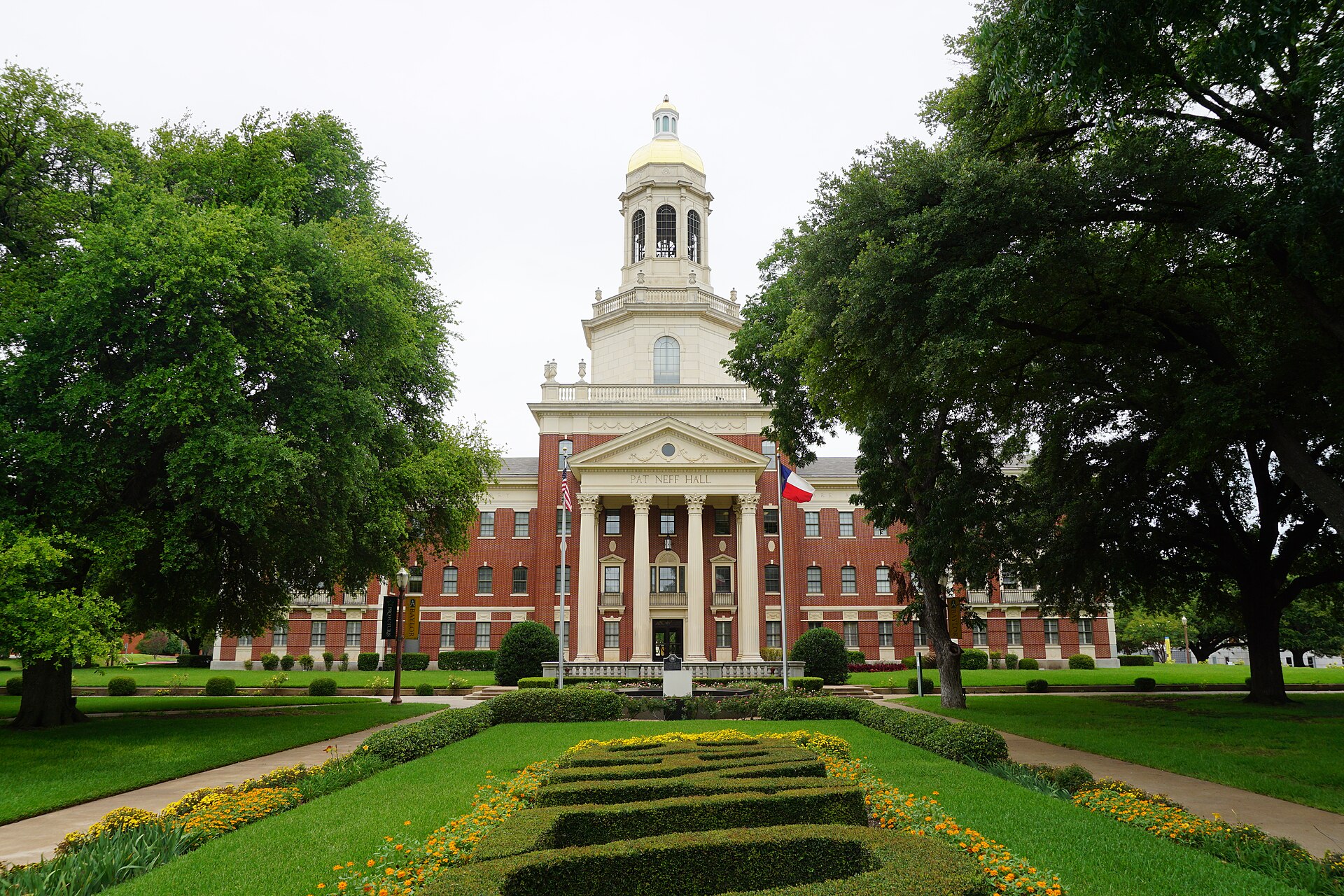 Pat Neff Hall and its tower seen from Founders Mall at Baylor University in Waco, Texas